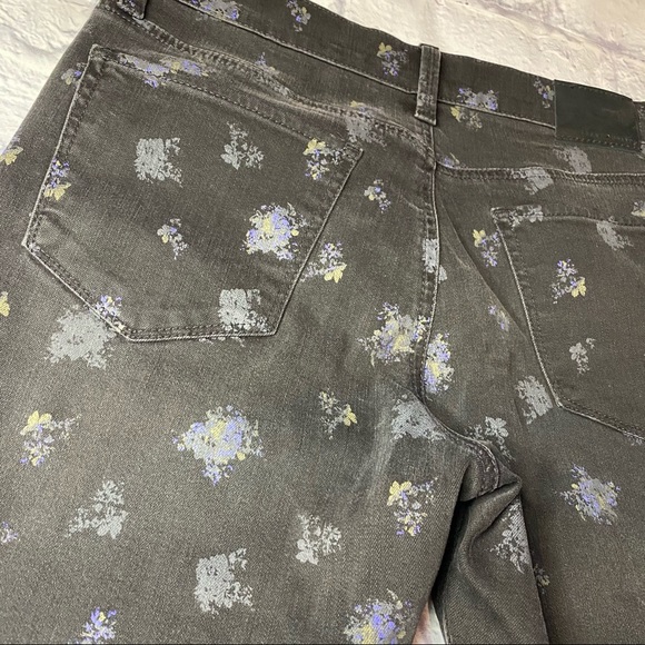 Like New Lucky Brand Brooke Skinny Jeans - Picture 11 of 16